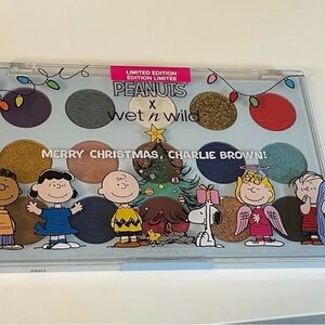 Peanuts x Wet n Wild Eyeshadow Palette